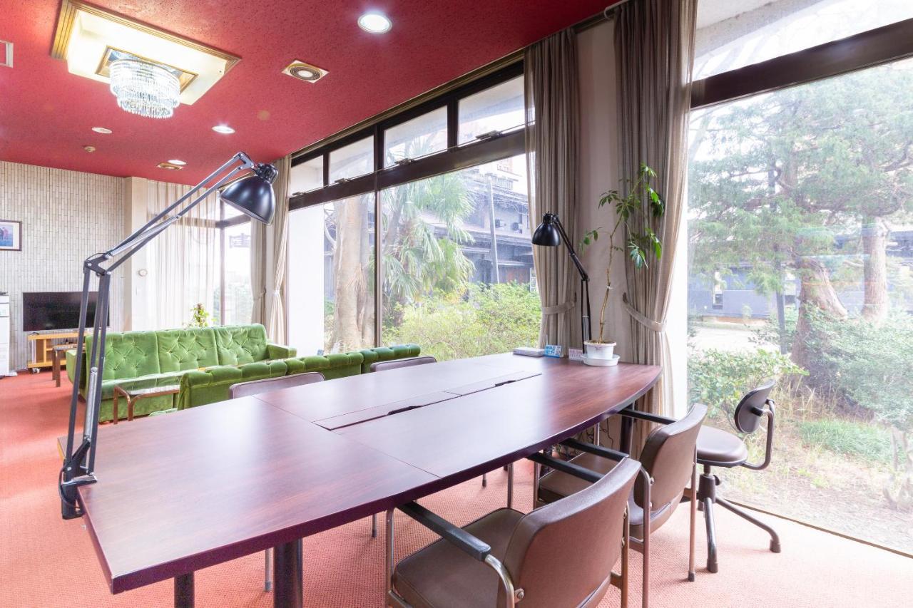 Oyo Joetsu City Hotel Kasugayama Экстерьер фото
