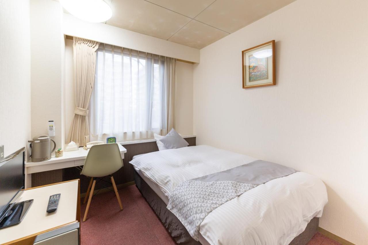 Oyo Joetsu City Hotel Kasugayama Экстерьер фото